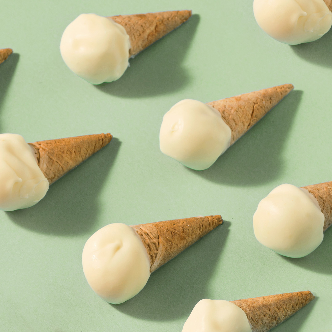 Mini Coni al gelato fiordilatte ricoperti di cioccolato bianco (4pz)